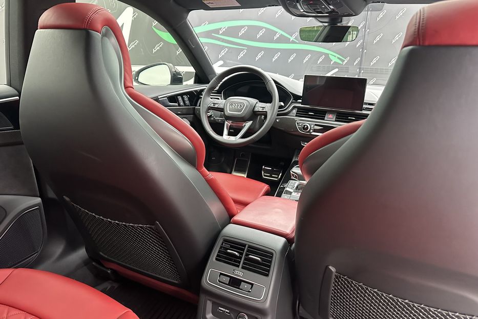 Продам Audi S5 Quattro  2024 года в Киеве