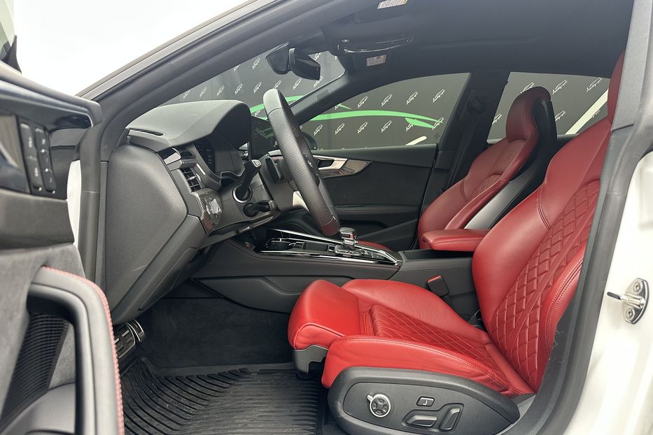 Продам Audi S5 Quattro  2024 года в Киеве