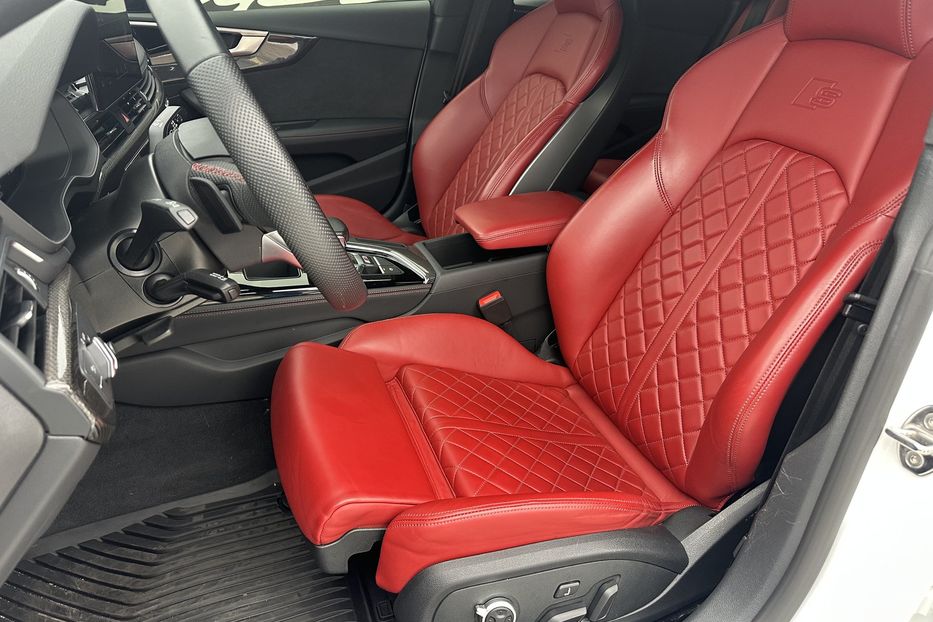 Продам Audi S5 Quattro  2024 года в Киеве