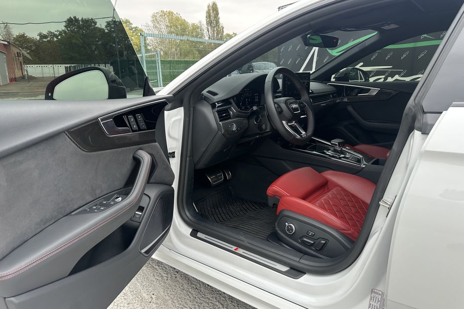 Продам Audi S5 Quattro  2024 года в Киеве
