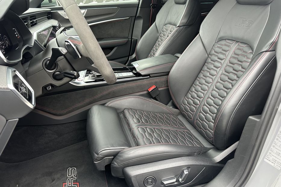 Продам Audi RS6 Quattro 2020 года в Киеве