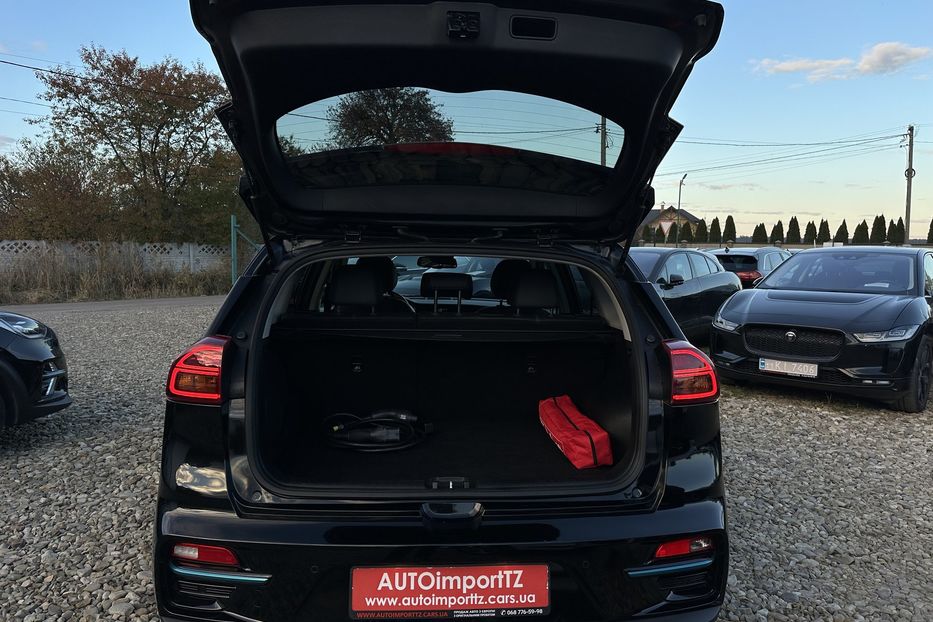 Продам Kia Niro 64кВт Макс.комплектація! 2020 года в Львове