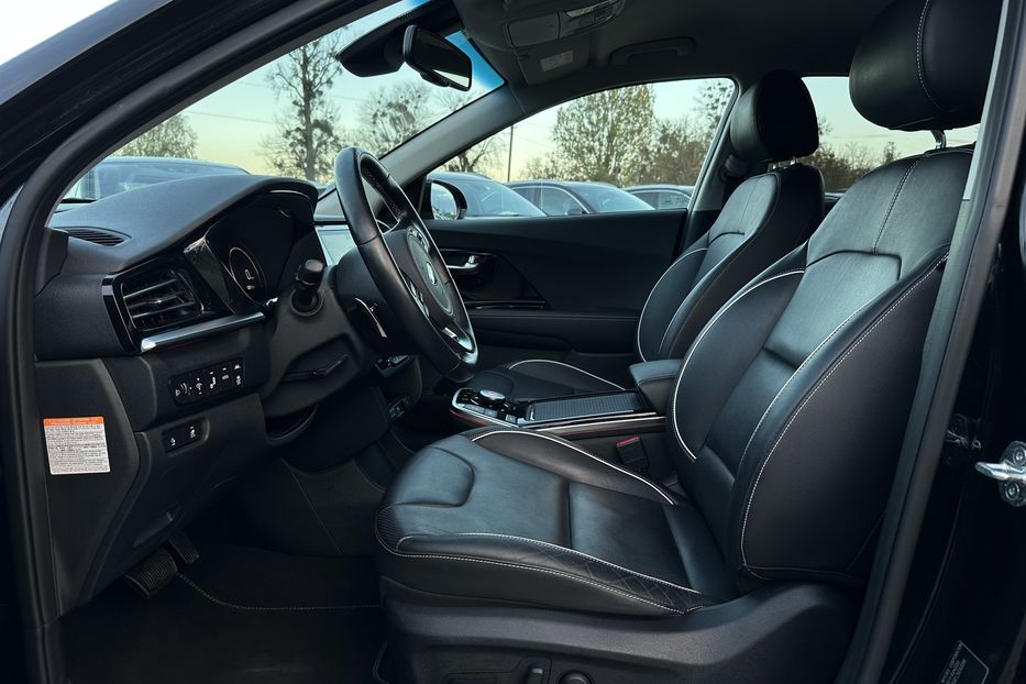 Продам Kia Niro 64кВт Макс.комплектація! 2020 года в Львове