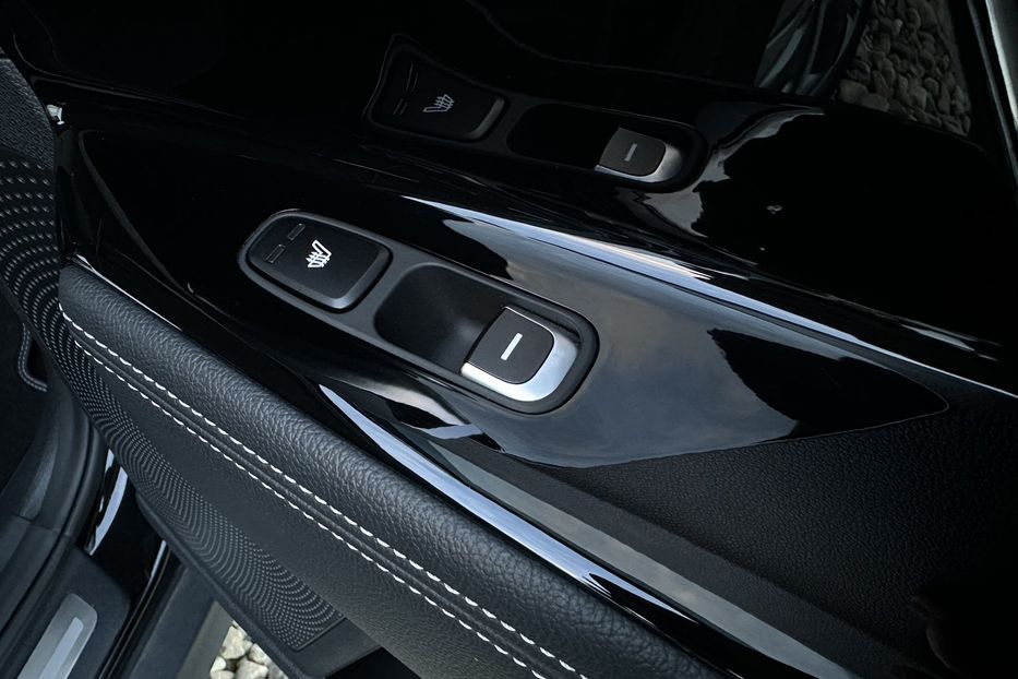 Продам Kia Niro 64кВт Макс.комплектація! 2020 года в Львове