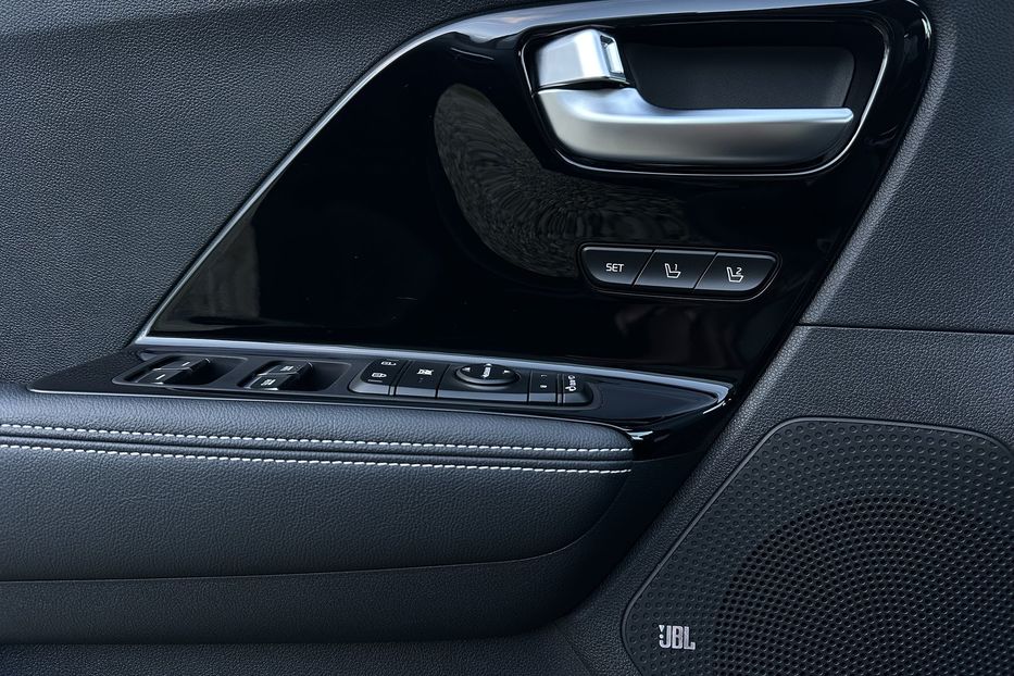 Продам Kia Niro 64кВт Макс.комплектація! 2020 года в Львове