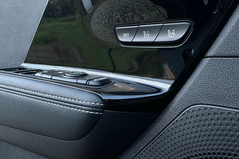 Продам Kia Niro 64кВт Макс.комплектація! 2020 года в Львове