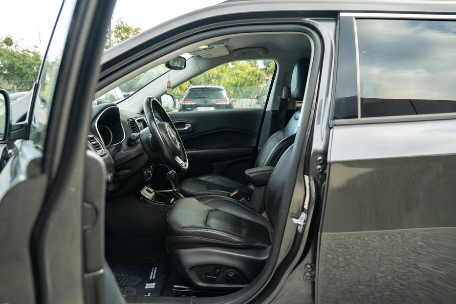 Продам Jeep Compass Limited 2020 года в Черновцах