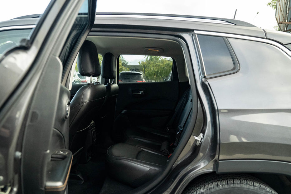 Продам Jeep Compass Limited 2020 года в Черновцах