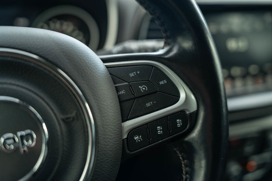 Продам Jeep Compass Limited 2020 года в Черновцах