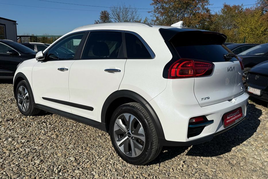 Продам Kia Niro 64кВтТепловийПідгрвсидінькерма 2022 года в Львове