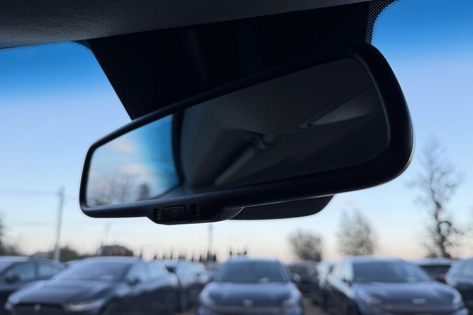 Продам Kia Niro 64кВтТепловийПідгрвсидінькерма 2022 года в Львове