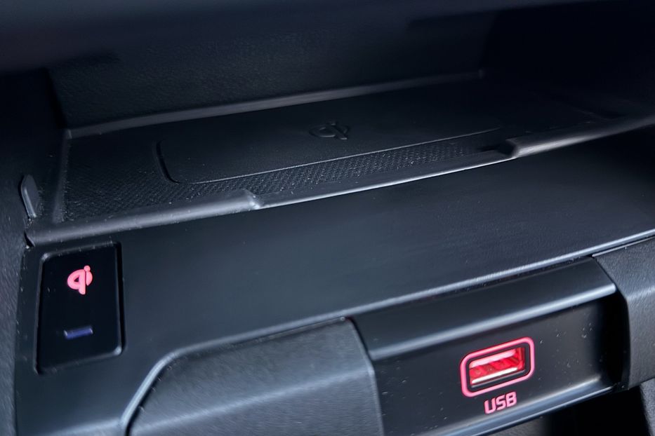 Продам Kia Niro 64кВтТепловийПідгрвсидінькерма 2022 года в Львове