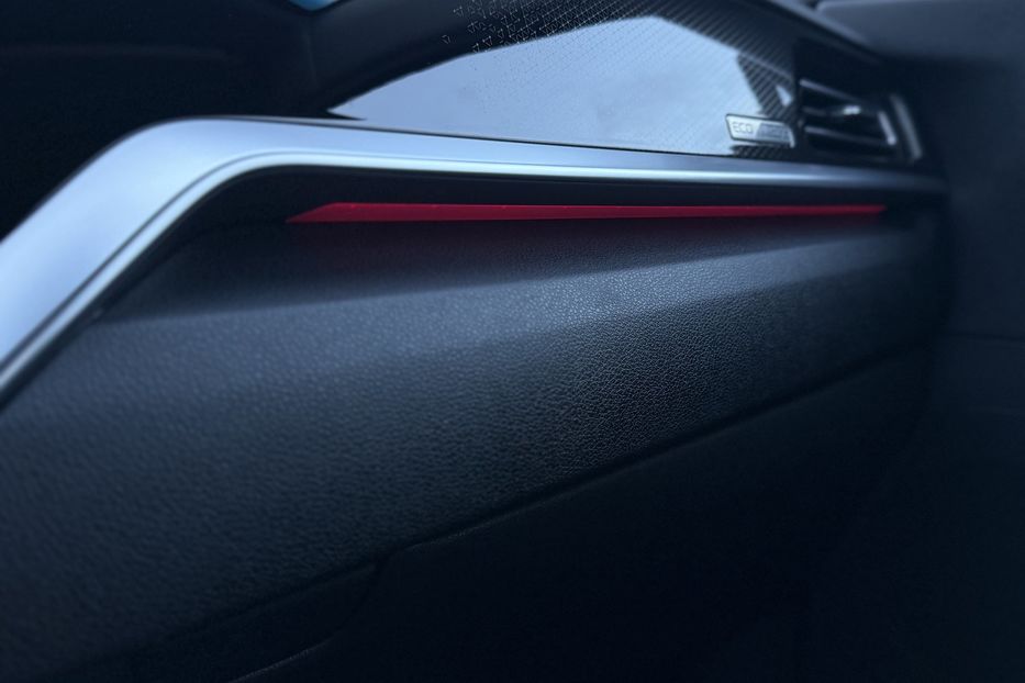 Продам Kia Niro 64кВтТепловийПідгрвсидінькерма 2022 года в Львове