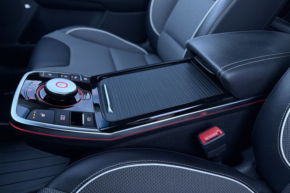 Продам Kia Niro 64кВтТепловийПідгрвсидінькерма 2022 года в Львове