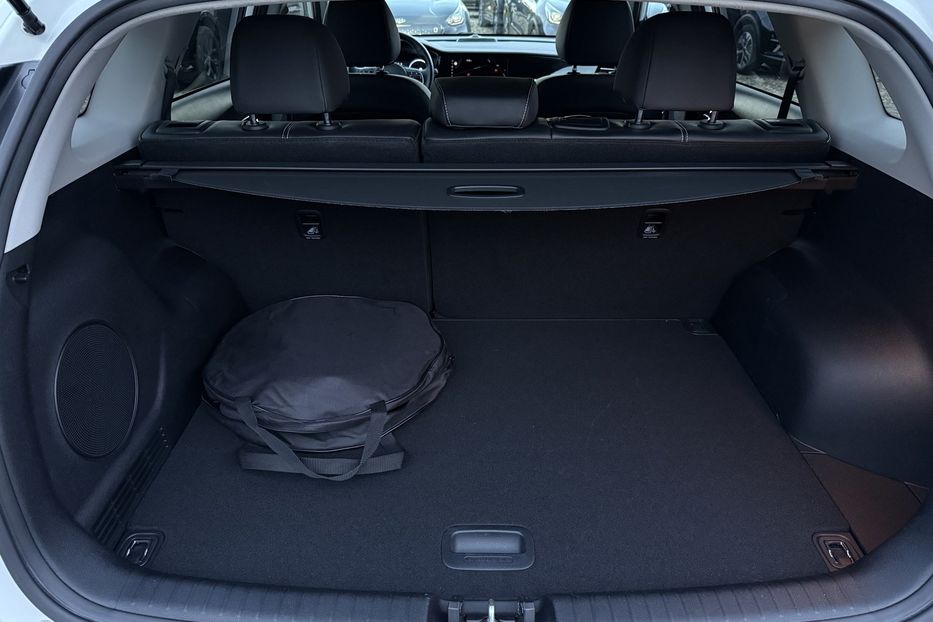 Продам Kia Niro 64кВтТепловийПідгрвсидінькерма 2022 года в Львове