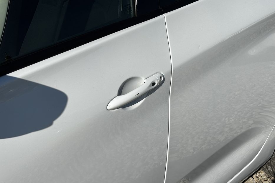 Продам Renault Zoe 51квт авто у Львові  2020 года в Львове