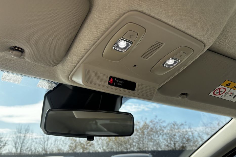 Продам Renault Zoe 51квт авто у Львові  2020 года в Львове