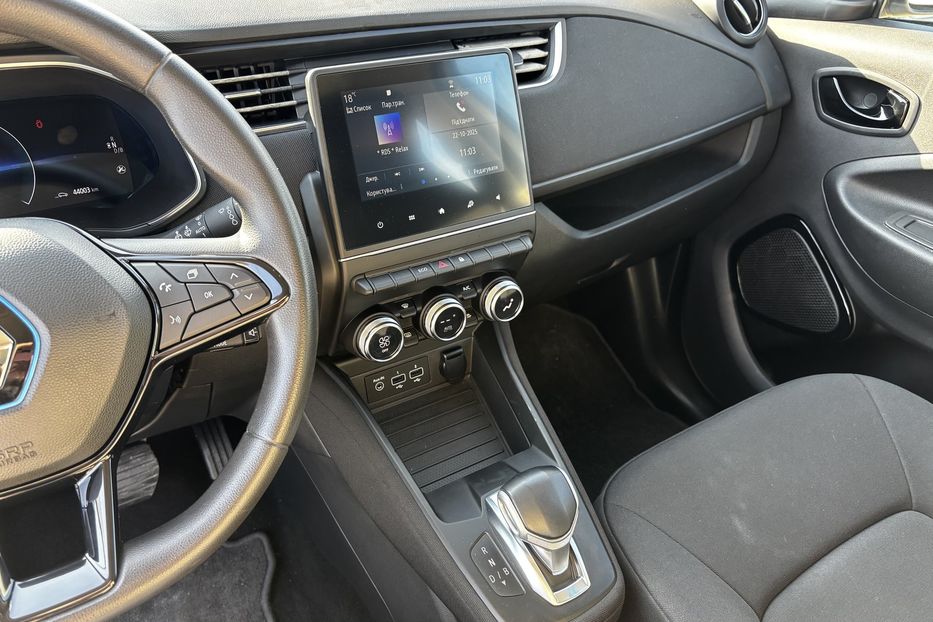 Продам Renault Zoe 51квт авто у Львові  2020 года в Львове