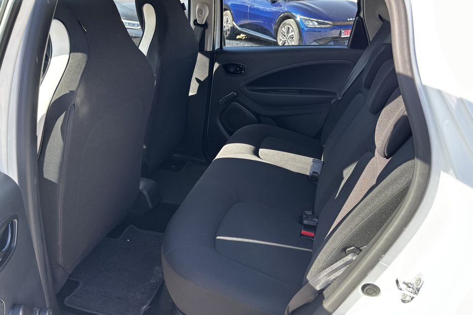 Продам Renault Zoe 51квт авто у Львові  2020 года в Львове