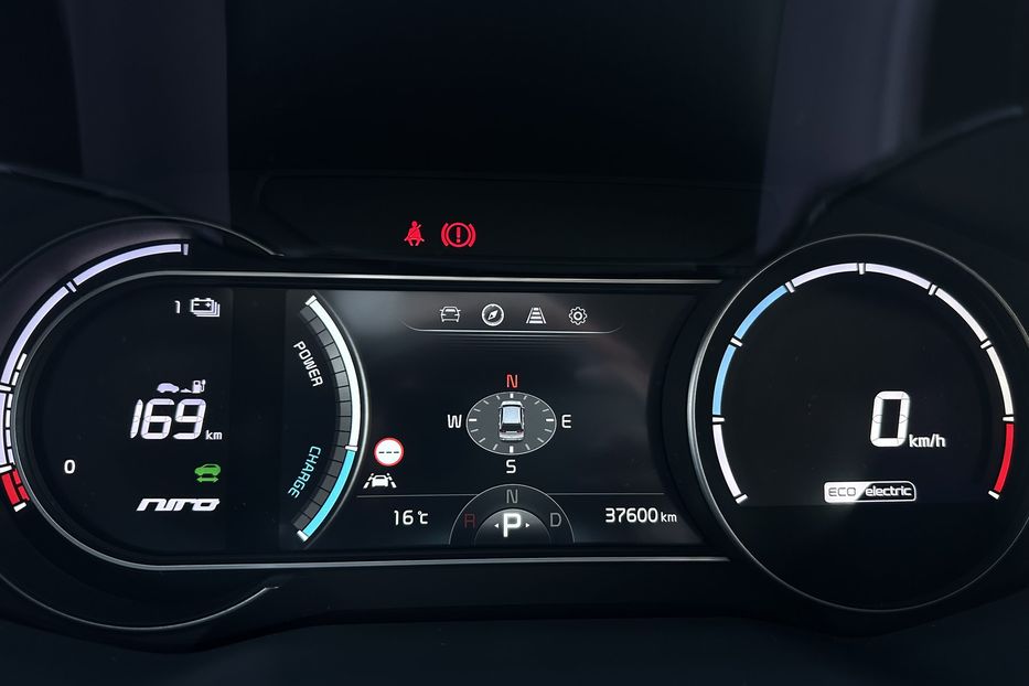 Продам Kia Niro 64кВтТепловийПідгрвсидінькерма 2021 года в Львове