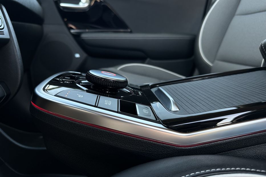 Продам Kia Niro 64кВтТепловийПідгрвсидінькерма 2021 года в Львове