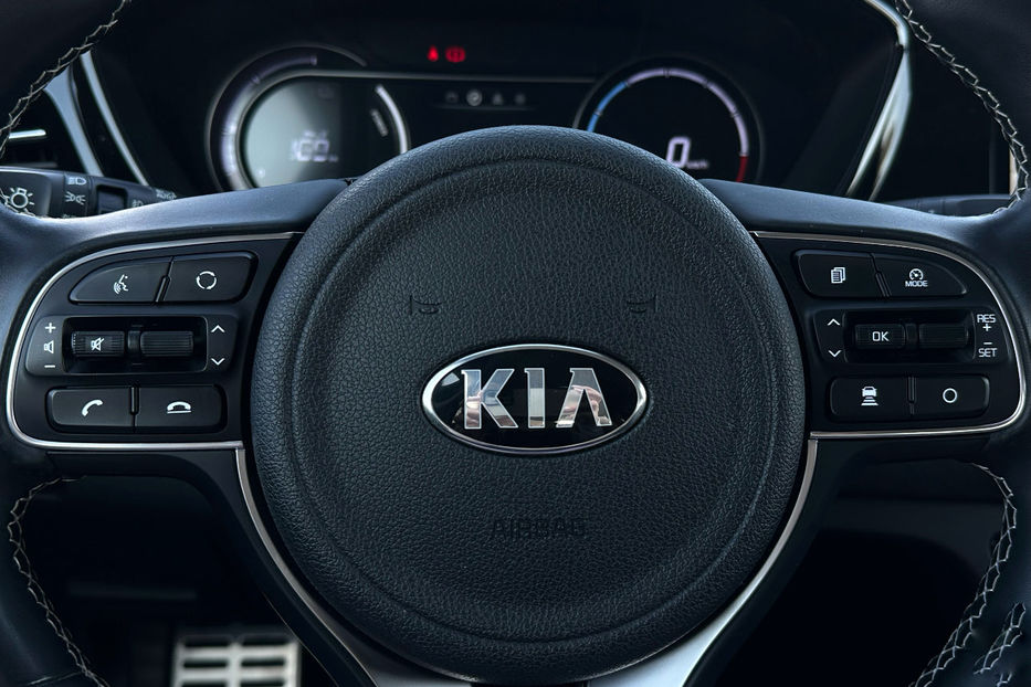 Продам Kia Niro 64кВтТепловийПідгрвсидінькерма 2021 года в Львове