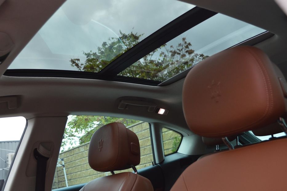 Продам Maserati Levante SQ4 2017 года в Одессе