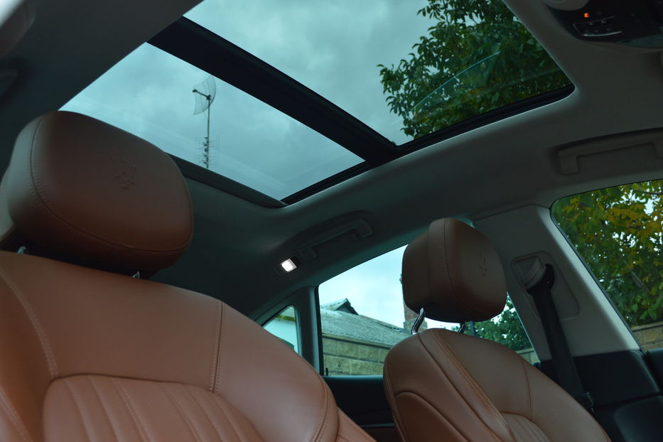 Продам Maserati Levante SQ4 2017 года в Одессе