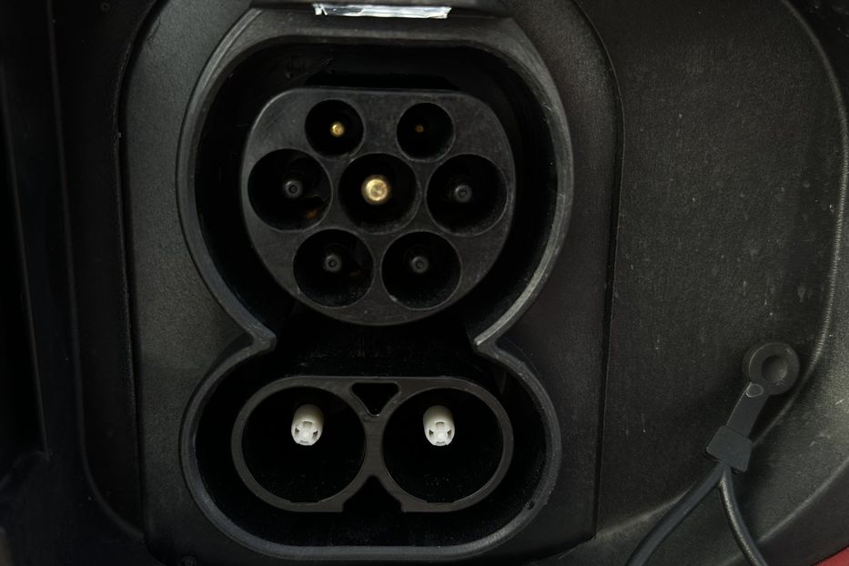 Продам Kia Niro  64кВт Зарезервовано 2020 года в Львове