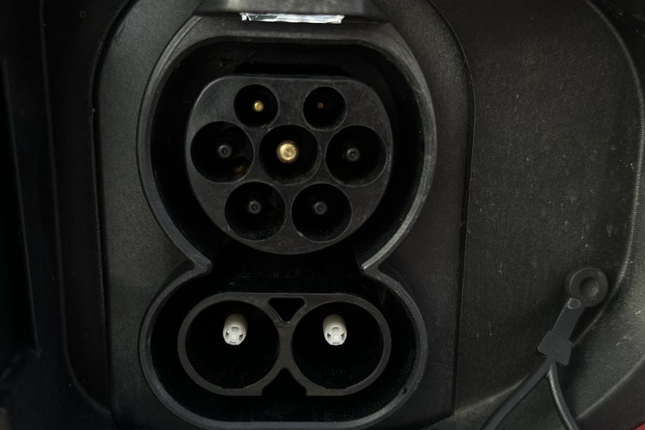 Продам Kia Niro  64кВт Зарезервовано 2020 года в Львове