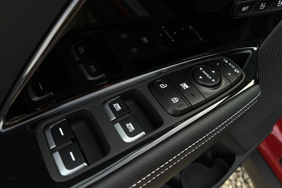 Продам Kia Niro  64кВт Зарезервовано 2020 года в Львове