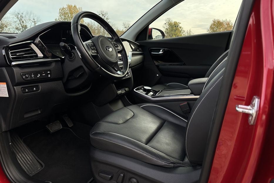 Продам Kia Niro  64кВт Зарезервовано 2020 года в Львове