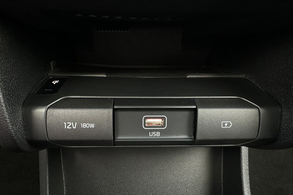 Продам Kia Niro  64кВт Зарезервовано 2020 года в Львове