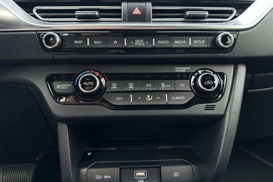 Продам Kia Niro  64кВт Зарезервовано 2020 года в Львове