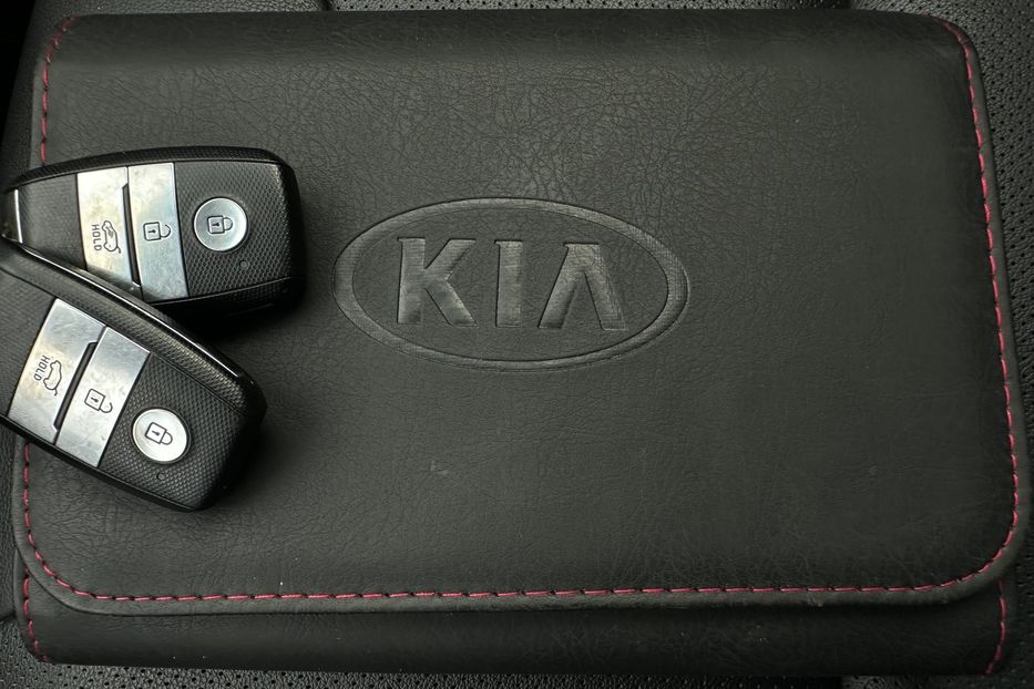 Продам Kia Niro  64кВт Зарезервовано 2020 года в Львове