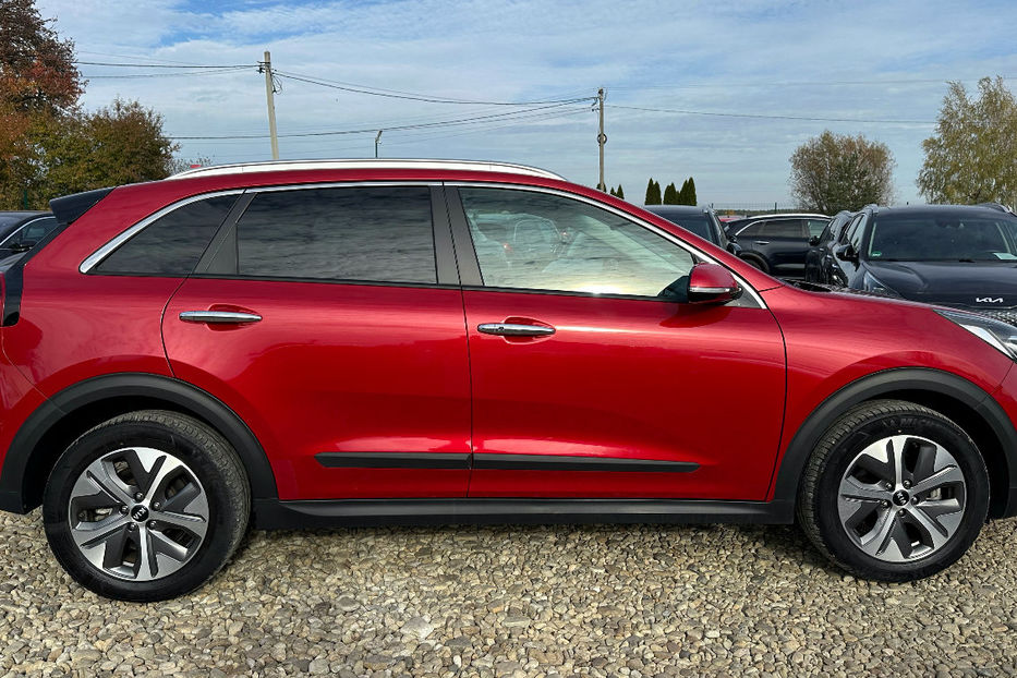 Продам Kia Niro  64кВт Зарезервовано 2020 года в Львове