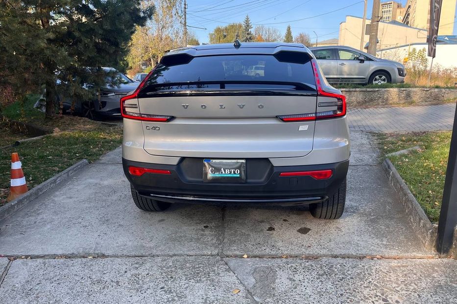 Продам Volvo A С40 RECHARGE 2023 года в Черновцах