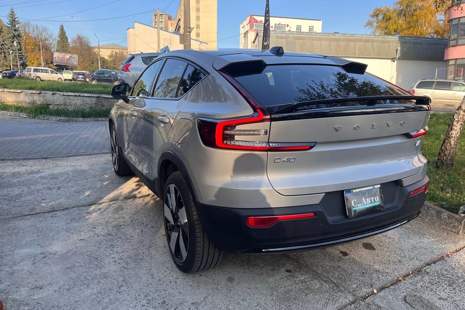Продам Volvo A С40 RECHARGE 2023 года в Черновцах