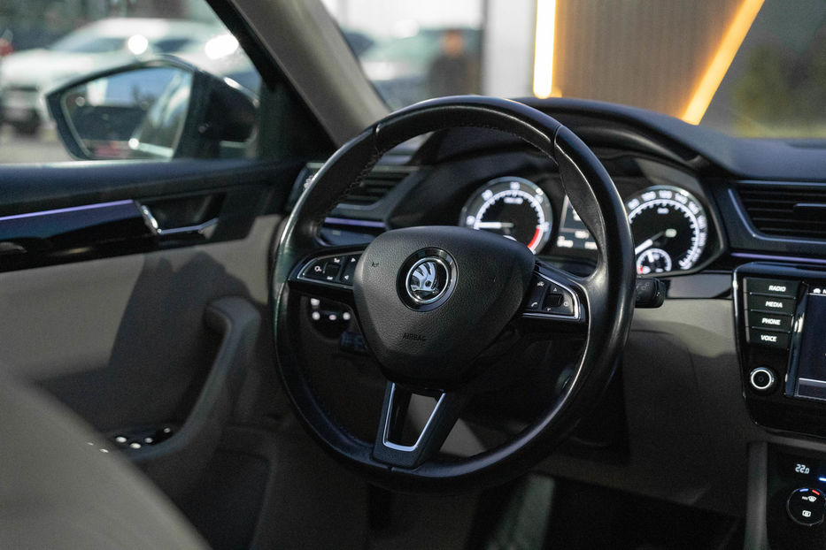 Продам Skoda Superb Laurin & Klement 2017 года в Черновцах