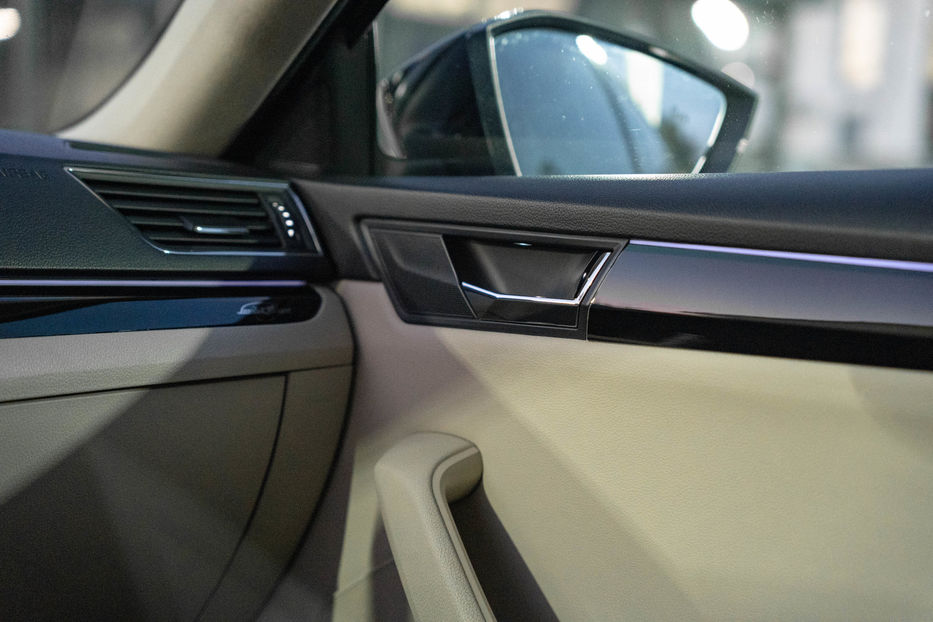 Продам Skoda Superb Laurin & Klement 2017 года в Черновцах