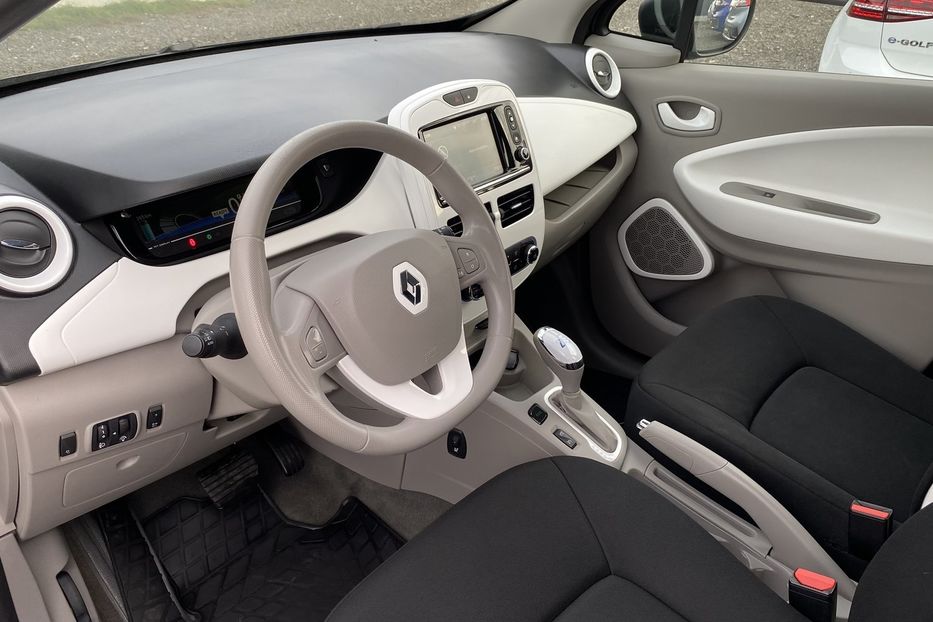 Продам Renault Zoe 2019 года в Луцке
