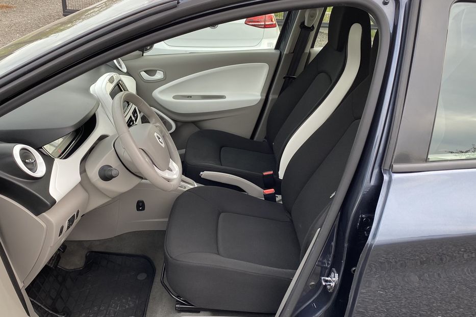 Продам Renault Zoe 2019 года в Луцке