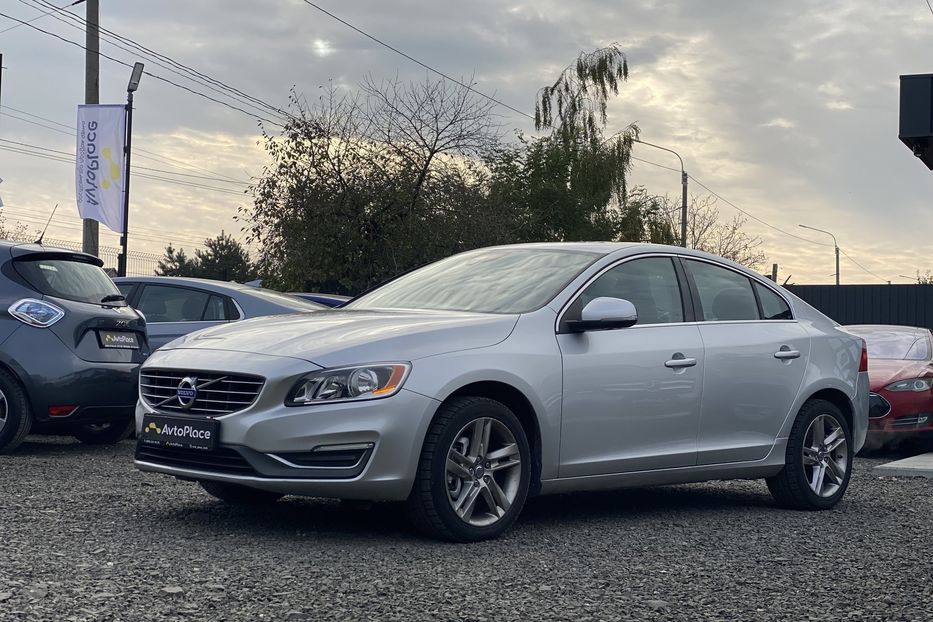 Продам Volvo S60 2013 года в Луцке