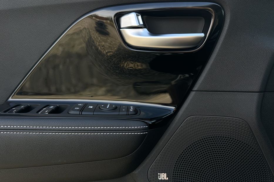 Продам Kia Niro 64кВт ЗАРЕЗЕРВОВАНО 2022 года в Львове