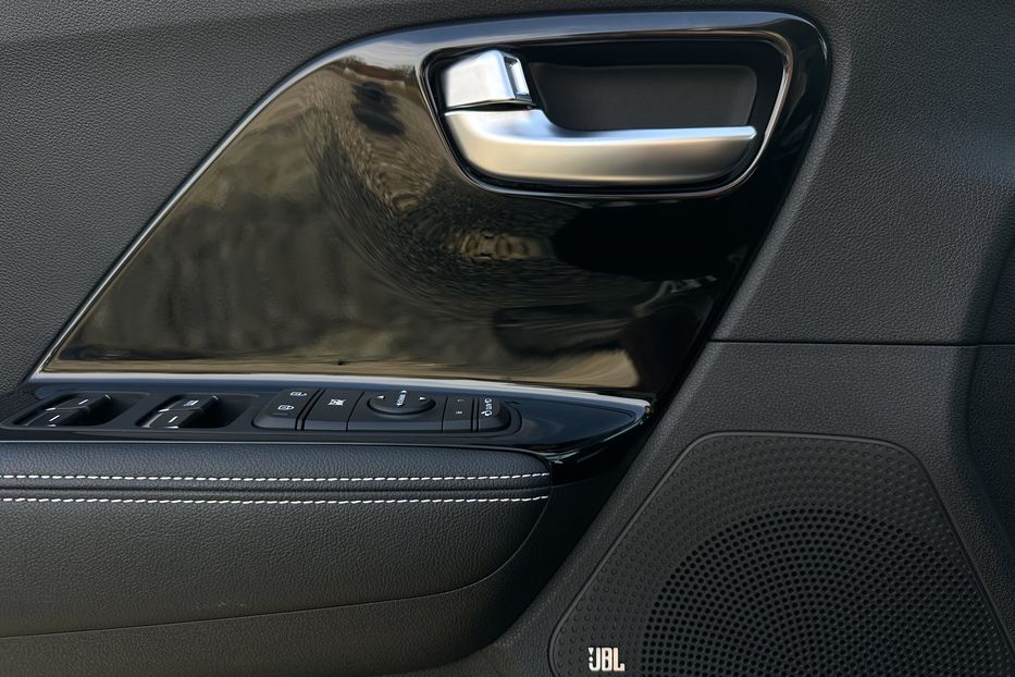 Продам Kia Niro 64кВт ЗАРЕЗЕРВОВАНО 2022 года в Львове