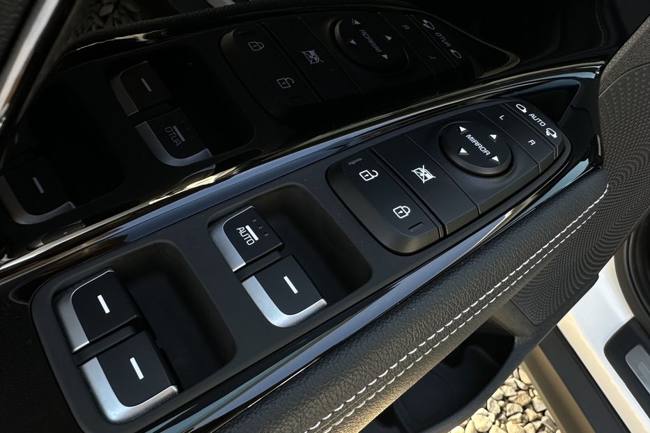 Продам Kia Niro 64кВт ЗАРЕЗЕРВОВАНО 2022 года в Львове