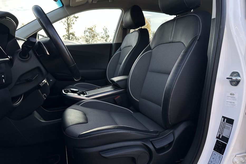 Продам Kia Niro 64кВт ЗАРЕЗЕРВОВАНО 2022 года в Львове