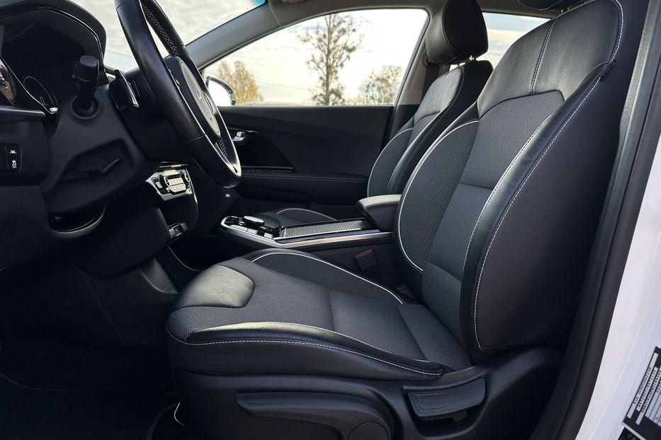 Продам Kia Niro 64кВт ЗАРЕЗЕРВОВАНО 2022 года в Львове