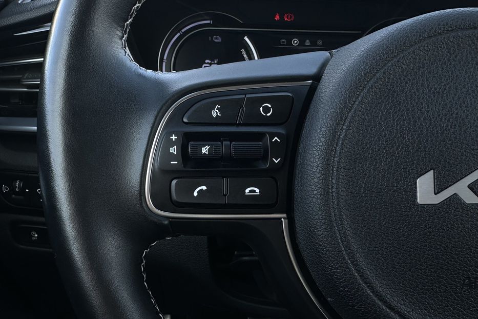 Продам Kia Niro 64кВт ЗАРЕЗЕРВОВАНО 2022 года в Львове