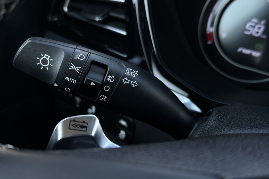 Продам Kia Niro 64кВт ЗАРЕЗЕРВОВАНО 2022 года в Львове